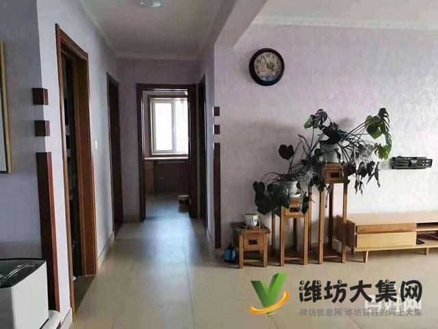 中南世纪星城精装4室带车位、家电家具仅售110万急售