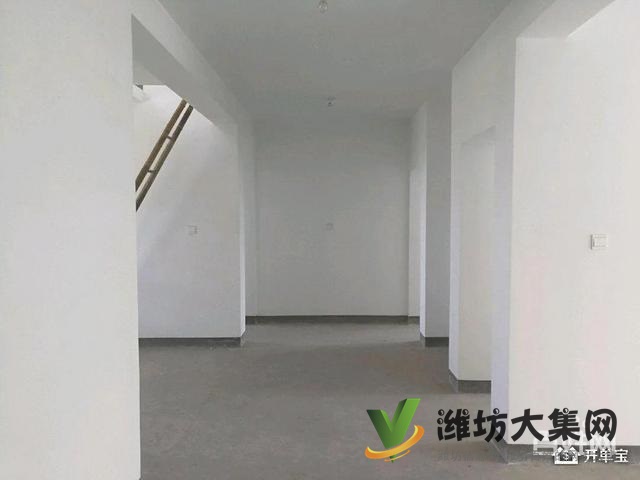 蓝城清风明月。户型方正实用、工程款抵帐的房十楼东户