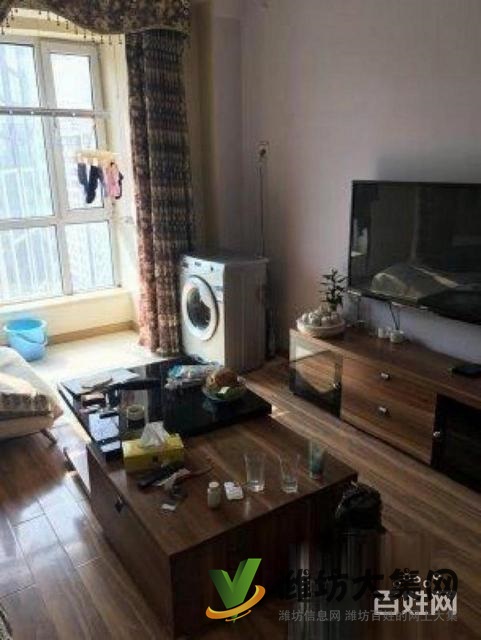 人民公园火车站近中金国际78平两室 客厅朝阳出税4