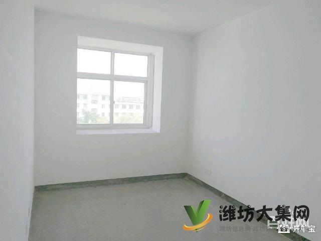 蓝城清风明月。户型方正实用、工程款抵帐的房十楼东户