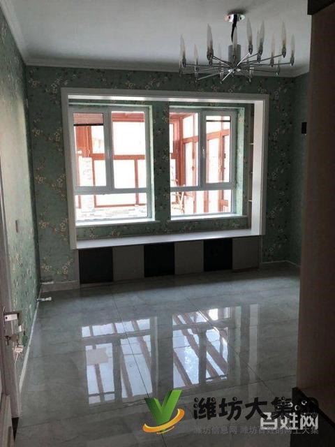 盛世家园好房子 豪华装未住, 带院子 院子外面就是