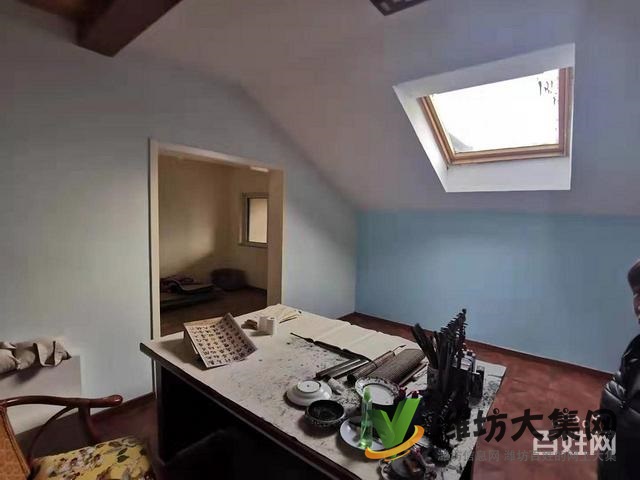 现代中学旁 中南城市金典11楼带阁楼精装修带车位2