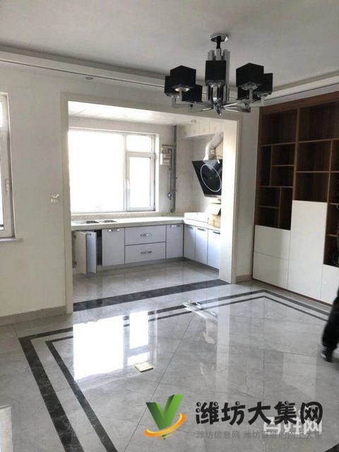 盛世家园好房子 豪华装未住, 带院子 院子外面就是