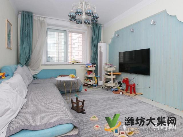 外国语近,一楼带院,三室朝阳,前后无遮挡