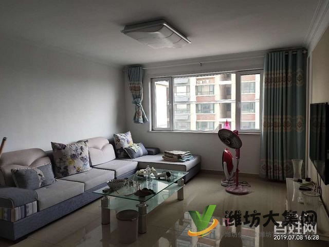 汶水小學附近御祥花园精装房带全套家具家电出租