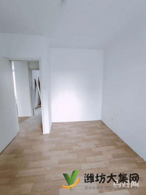 外国语西临好房带500平空中花园!可种菜,可种花,