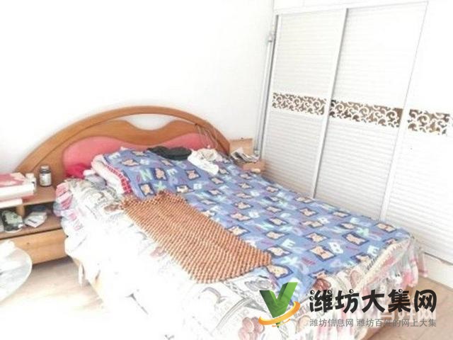 奥体中心 文苑小区多层一楼 精装三室出税双气供暖