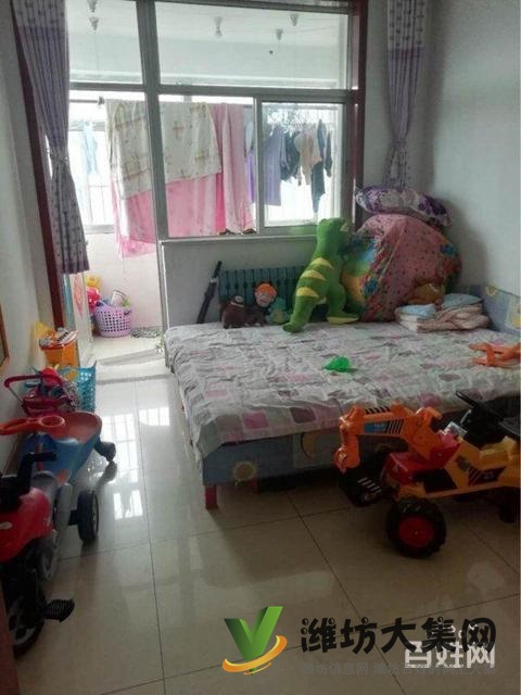 潍城区中心 东山客厅 带大窗 全明户型 低首付