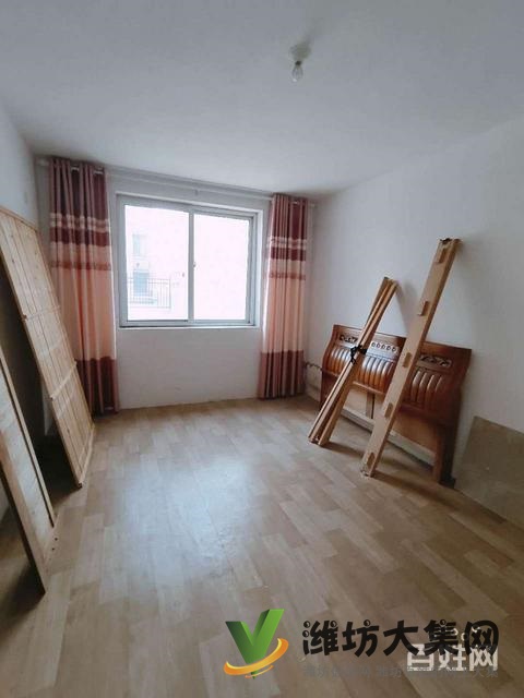 外国语西临好房带500平空中花园!可种菜,可种花,