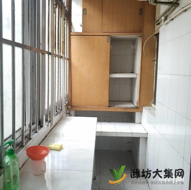 市中心新华* **多层一楼带120平大院子南开门看