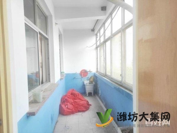 一实小学校近佳乐家 一梯一户 精装三室 有证无税