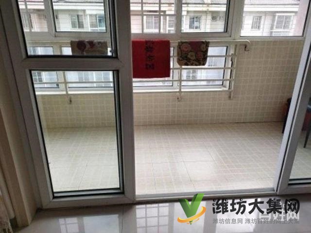 首付10万华景新城 北关学 校精装复式房,共160平 四室双