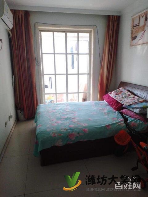 帝都国际,三室两厅一卫,精装带储藏室车位充足交通便