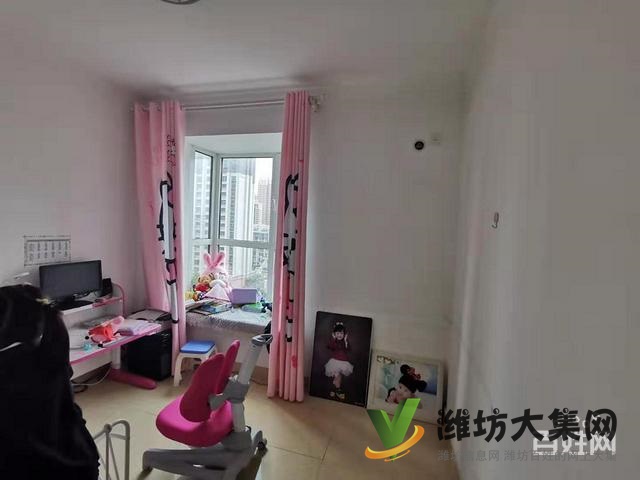 上城国际佳乐家福乐多近茂华公馆精装好房,大客厅朝阳,实景拍摄