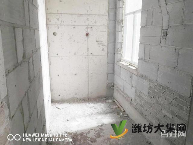 翠园新出房源 采光好 户型南北通透3室,送精装,更