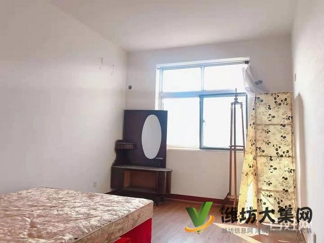 福乐多对面三友翡翠城精装修三房两厅家电家具齐全仅租1200