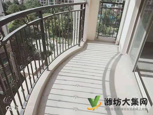 新出中南世纪城140平大三室少有的好户型房主诚意出售83.8