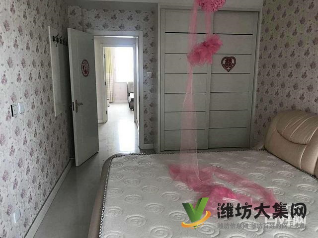 实验小学大成汇丰园 精装修 三室两厅拎包入住