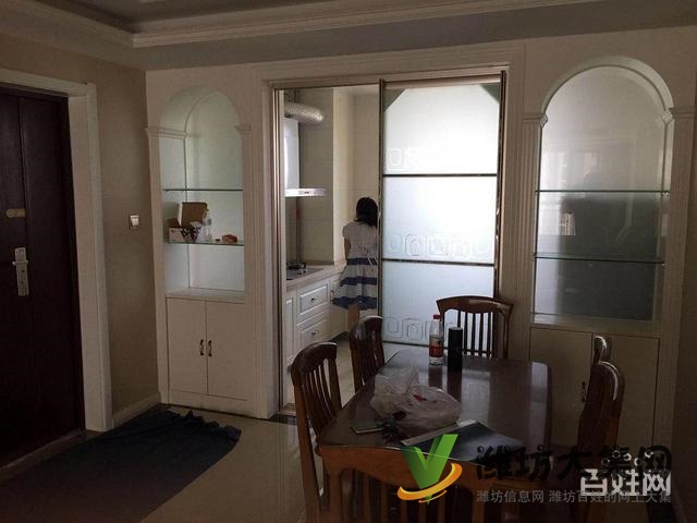 中南世纪城豪华装修,家具家电齐全