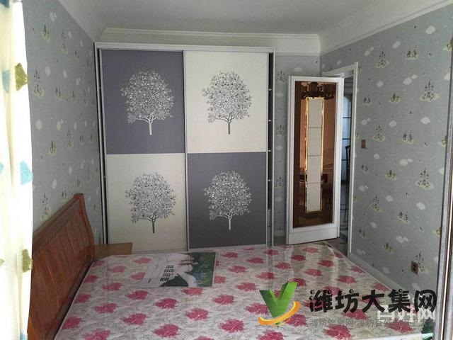 中南世纪城豪华装修,家具家电齐全