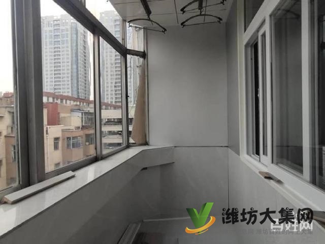 泰华东邻 后门街小区精装出租 拎包入住