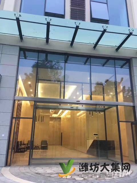 胜利街金铺78平7.5米层高大开间 落地窗展示