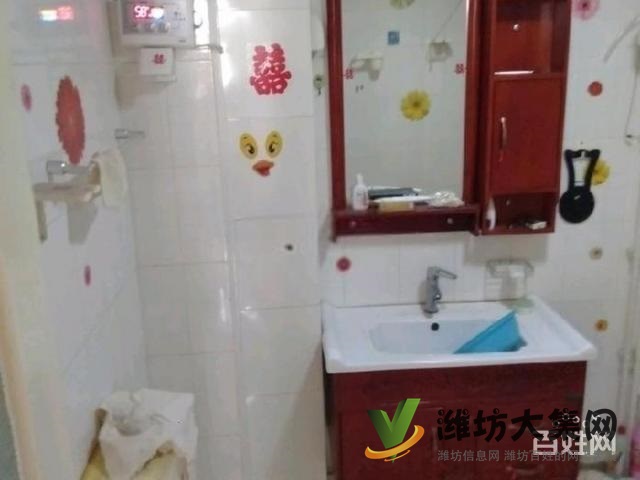 万达近 3室1厅1卫带车位拎包入住