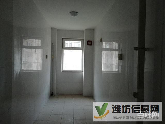 恒信无虚假 6000一平3室现房,三室朝阳,潍坊学