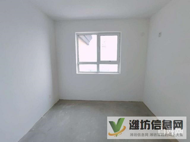 恒大枫叶近圣菲漫步更名贷款现房!双卫,客厅朝阳,看房有钥匙!