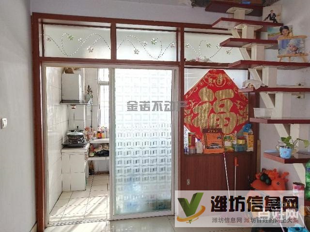 美林花园 精装三室 带阁楼95平 送储藏室免费停车