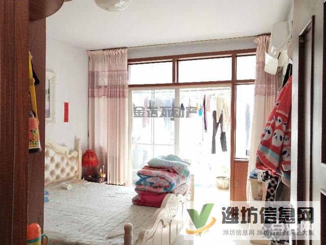 美林花园 精装三室 带阁楼95平 送储藏室免费停车