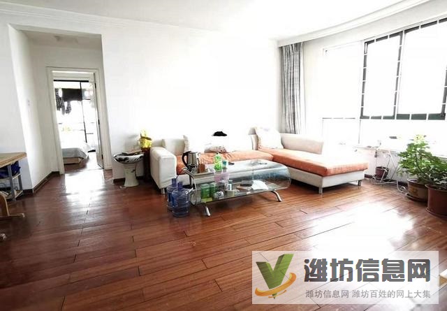 圣荣广场西区电梯房115平三室两厅客厅带大飘窗 带