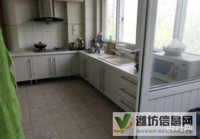 八九军院东邻机关单位房!清平花园多层三楼 四室客厅