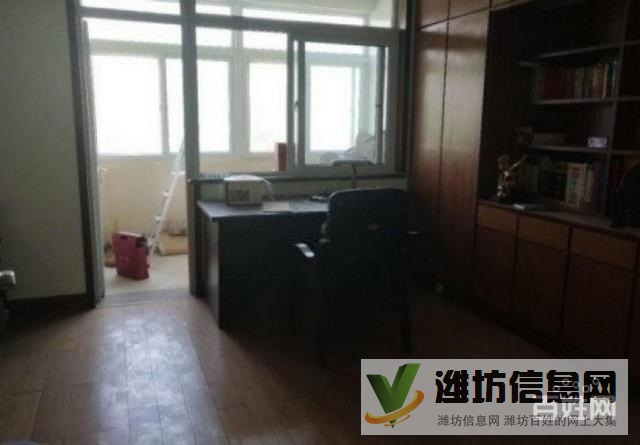 八九军院东邻机关单位房!清平花园多层三楼 四室客厅