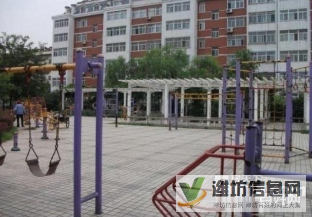 八九军院东邻机关单位房!清平花园多层三楼 四室客厅