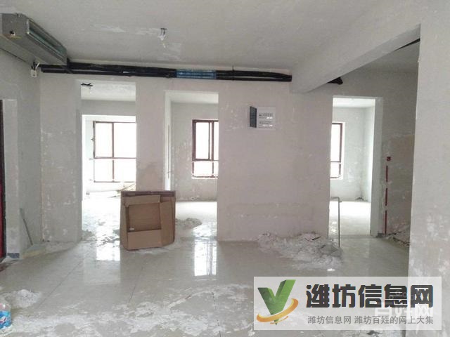 青云国际城,多层,毛坯三室,带仓库!!