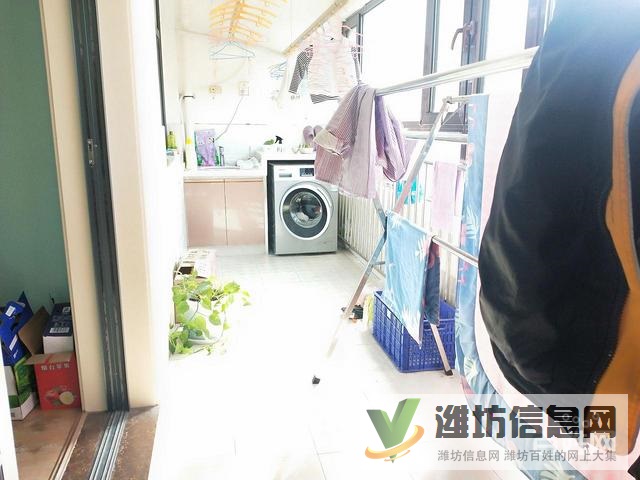 建桥学校一路之隔 大三室 133平精装 仅售72.6火急急新惠