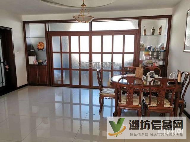 《美林花园》多层4楼183平米精装三室有车库