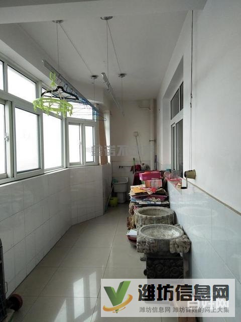 日报社西临 科技中心大三室153平带车位储藏室仅售