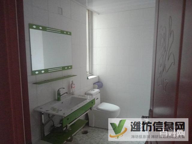 领世新城精装房 2室2厅装修未住带院子 出税钥匙在