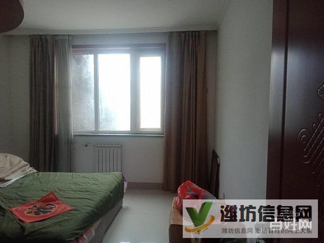 领世新城精装房 2室2厅装修未住带院子 出税钥匙在