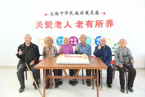 特别的爱给特别的你！这村80岁以上老人可以吃“幸福食堂”了