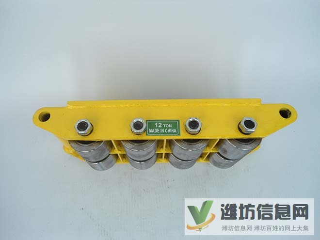 搬运小坦克大型设备安装